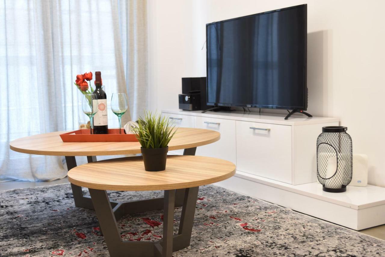 Appartamento Heliconia Deluxe Apt Must Salonicco Esterno foto