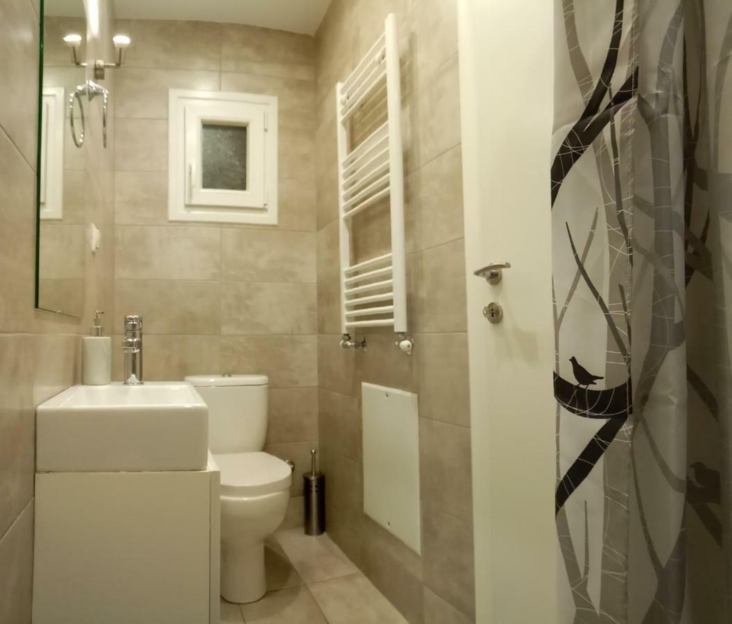 Appartamento Heliconia Deluxe Apt Must Salonicco Esterno foto