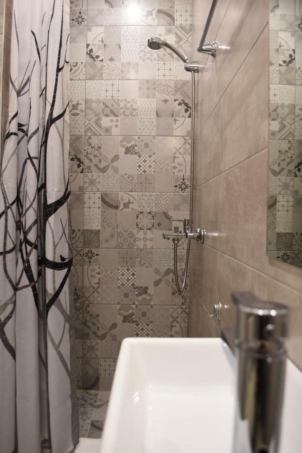 Appartamento Heliconia Deluxe Apt Must Salonicco Esterno foto
